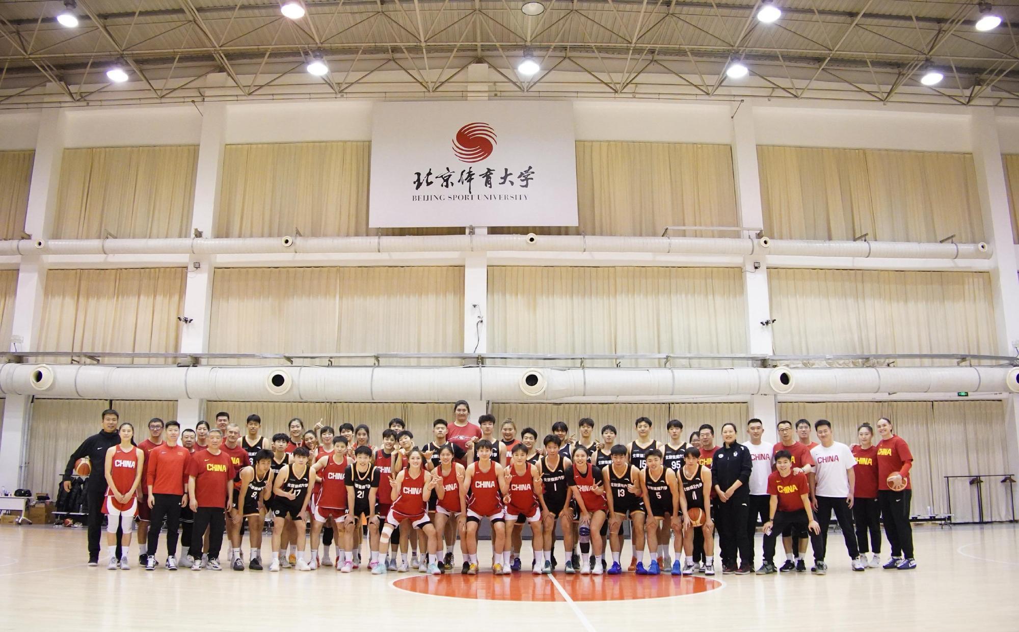 完美世界竞技平台官网实名认证-中国女篮最新备战曝光!2米26女姚明+30岁王牌到队,95一代仅1人